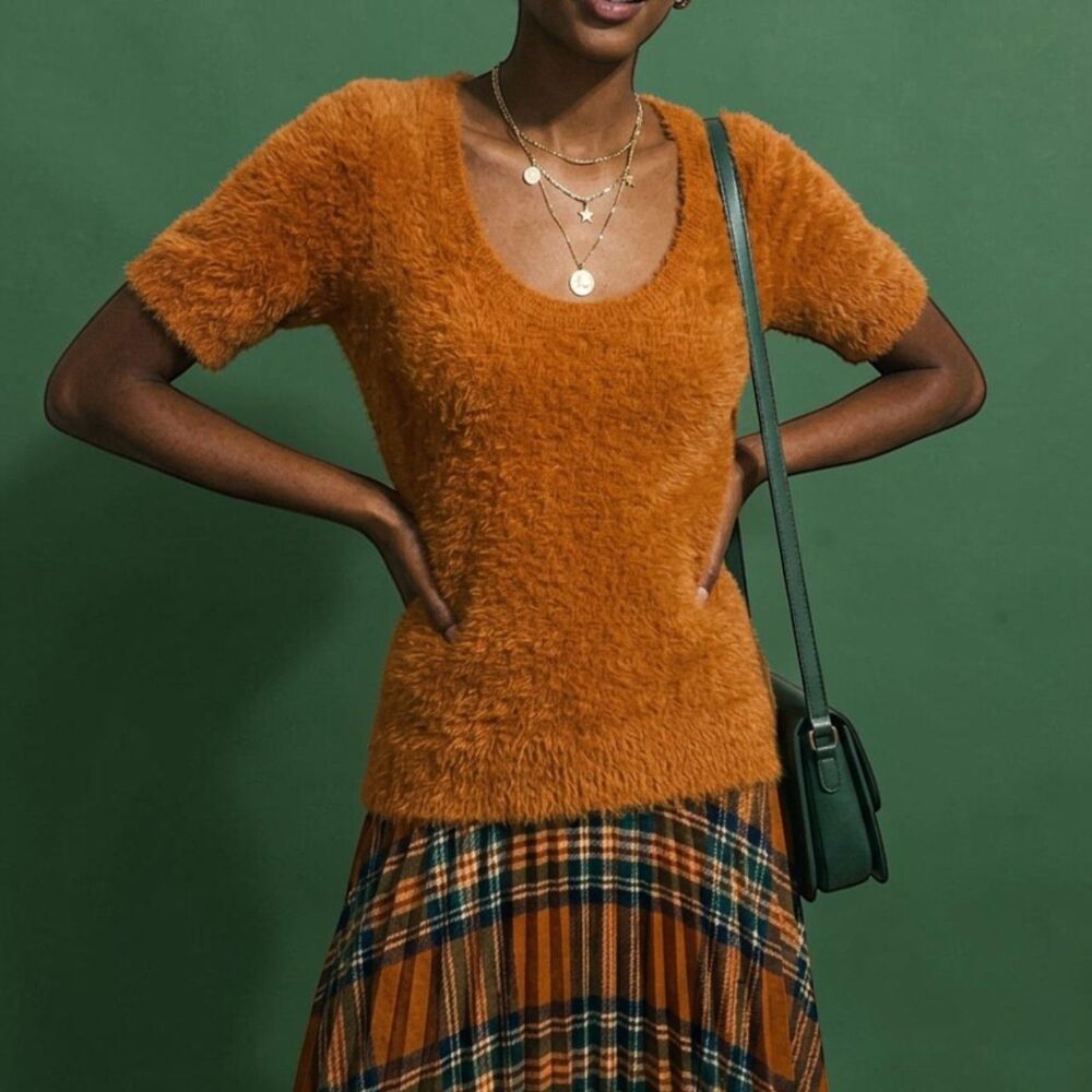 Maeve Scoop Neck Short Sleeve Eyelash Cedar Rust Sweater Tee